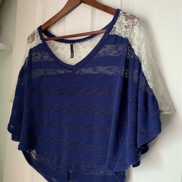 3 for $15 Love Culture Blue Top - Picture 2 of 5